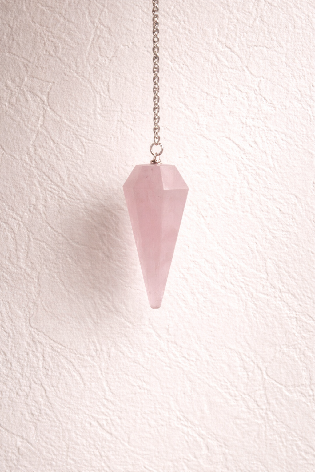 Pendule conique en quartz rose