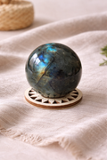 Sphère labradorite avec support