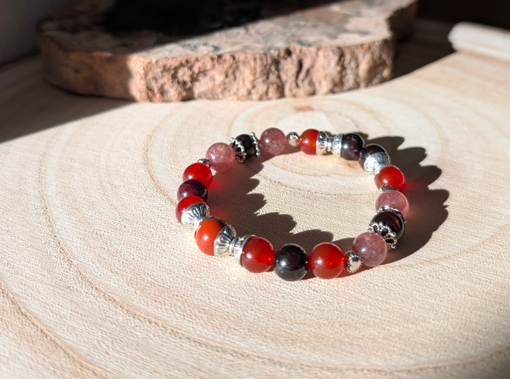 Bracelet en perles naturelles - love collection - rouge