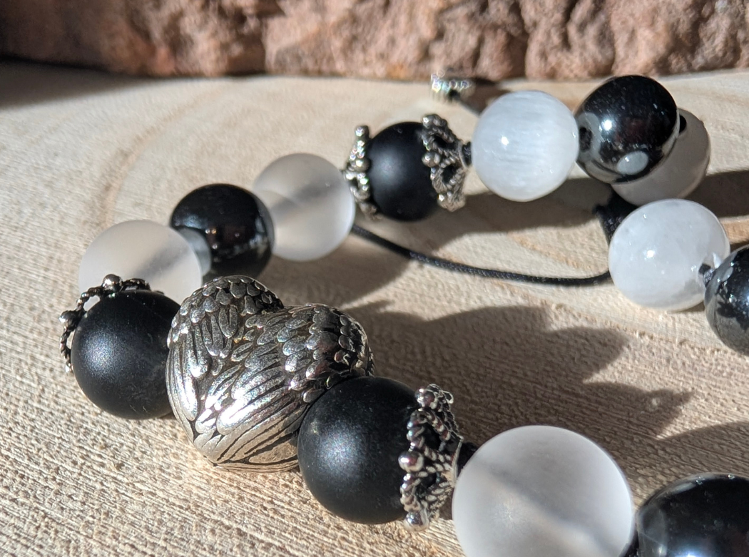 Bracelet réglable pierres naturelles & cœur en argent - Cœur d'éclipse