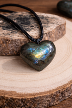 Collier coeur en labradorite