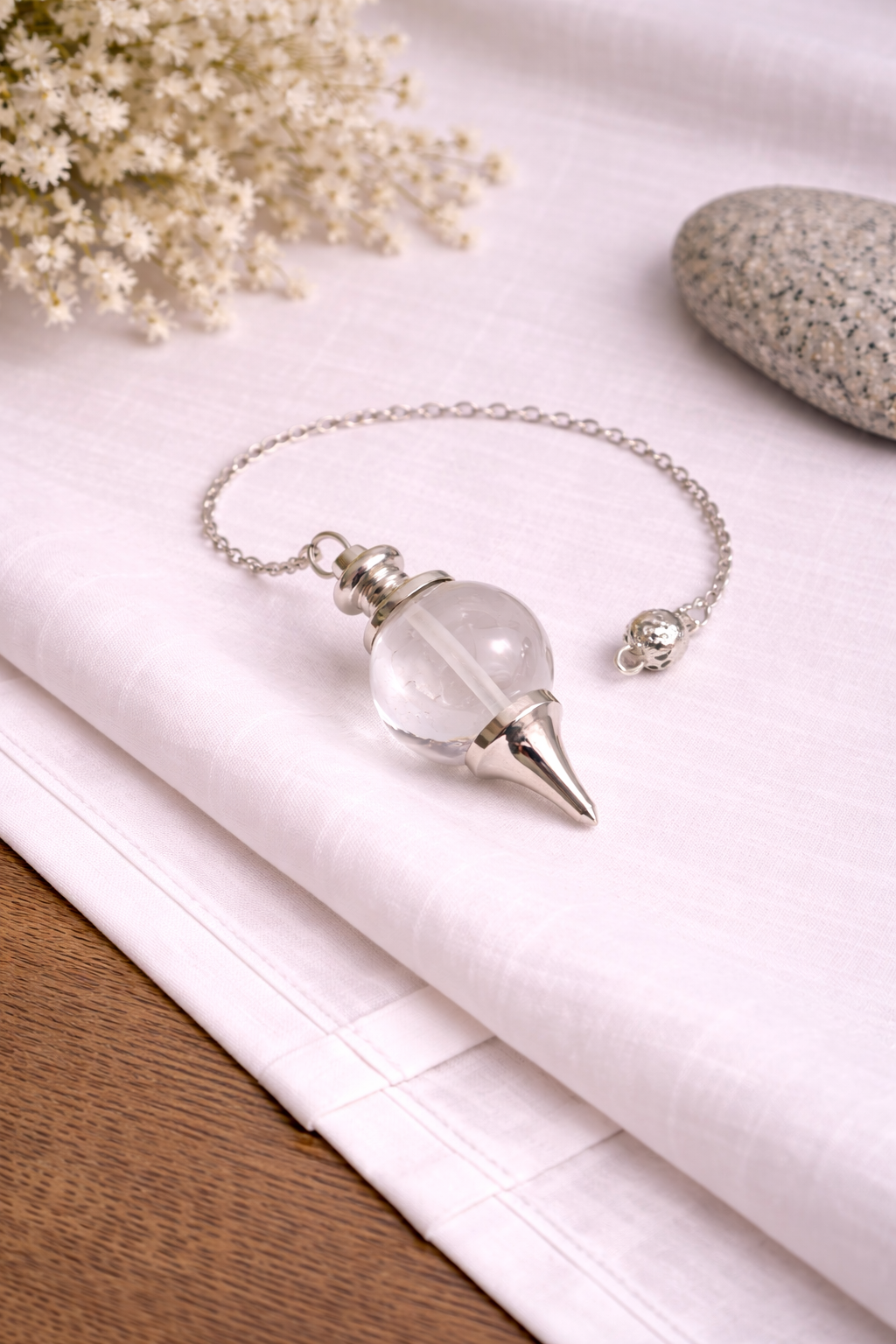 Pendule sphérique en cristal de roche