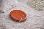 Pierre de pouce en Jaspe rouge