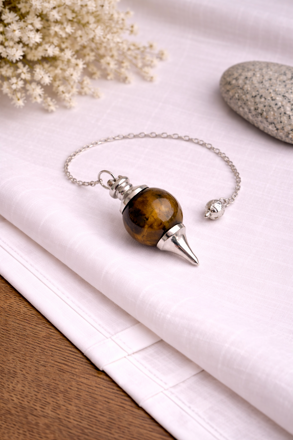 Pendule sphérique en œil de tigre